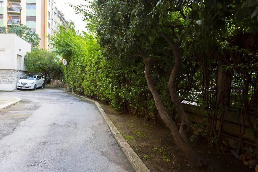 Luxury Sciuti Apartment Palermo